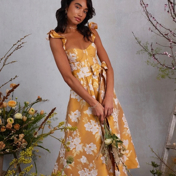 V.Chapman Vera Dress in Gold